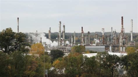A St. Paul Park refinery spilled 20K gallons of asphalt. Could legislation avert such incidents?